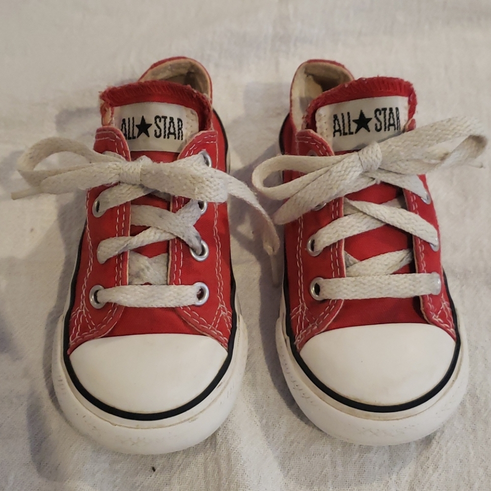 Red Conver All stars